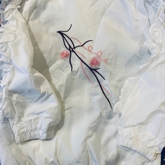 Lolita 🧚🏼♀️🍬🍭Cute Frilly Cover up - Picture 3 of 3